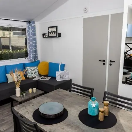 אתר קמפינג Mobil Avec Terrasse Pour 5 Pers, St-jean-de-monts - Api-1-52-983 *