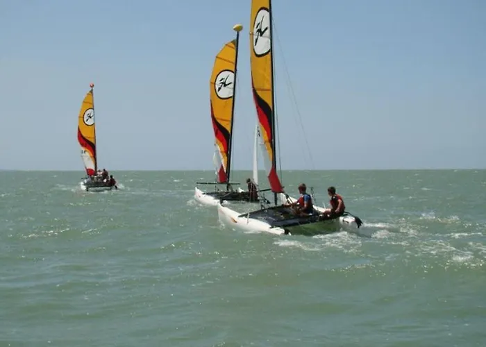 Mobil Avec Terrasse Pour 5 Pers, St-jean-de-monts - Api-1-52-983 סן ז'אן דה מון