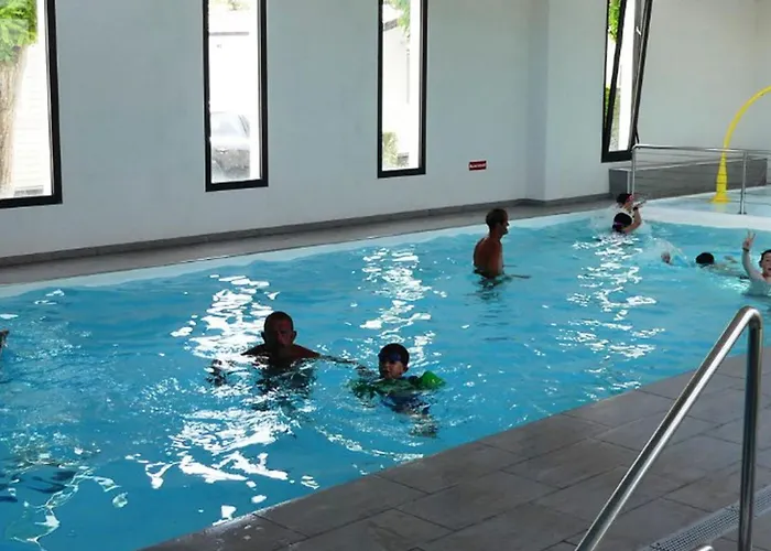 Mobil Avec Terrasse Pour 5 Pers, St-jean-de-monts - Api-1-52-983