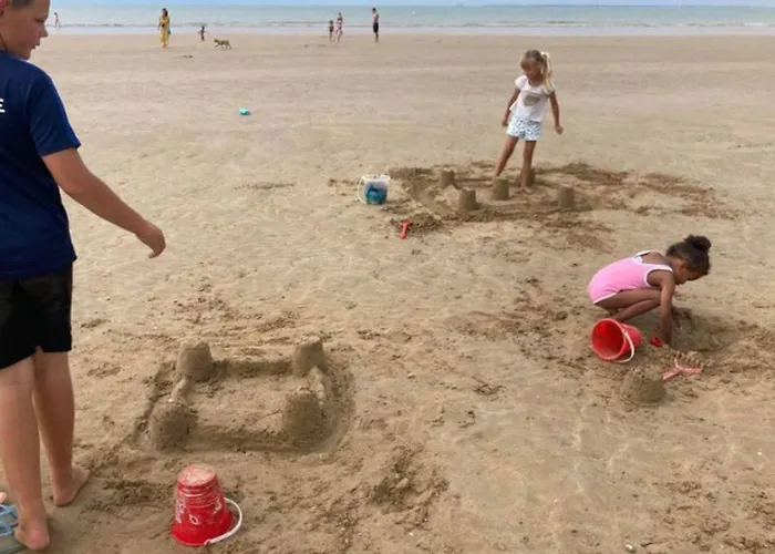 אתר קמפינג Mobil Avec Terrasse Pour 5 Pers, St-jean-de-monts - Api-1-52-983 סן ז'אן דה מון